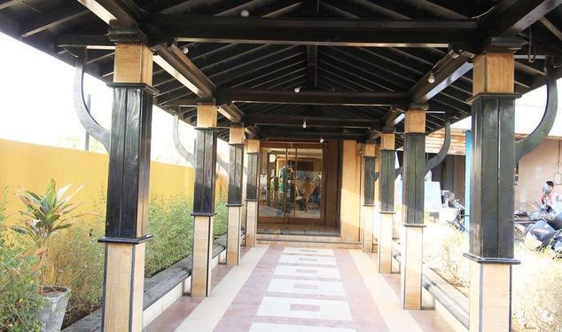Hotel Yellow Lime Ahmedabad Luaran gambar