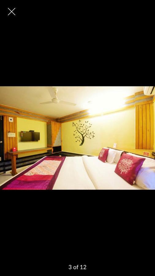 Hotel Yellow Lime Ahmedabad Luaran gambar
